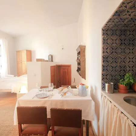 Traditional In Alfama Appartement